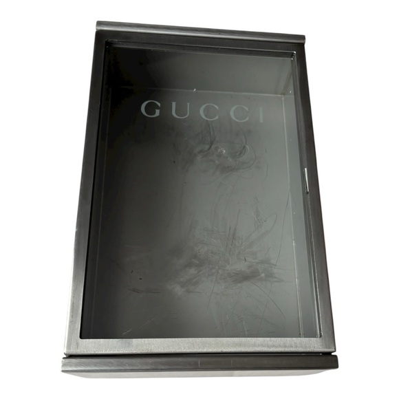Gucci Made in Italy stainless steel retail counter display merchandise case - Picture 6 of 15